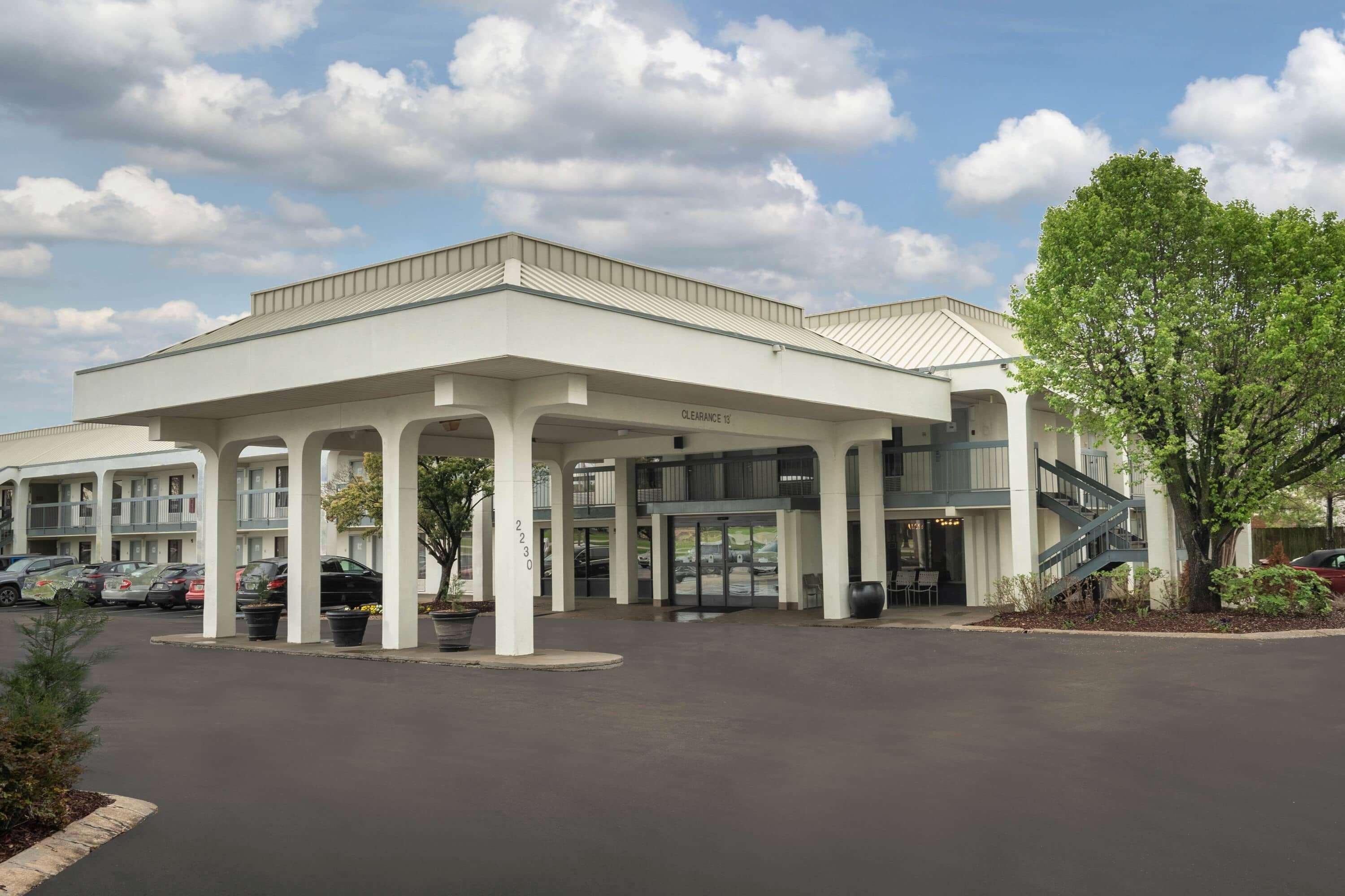 Baymont By Wyndham Murfreesboro Buitenkant foto